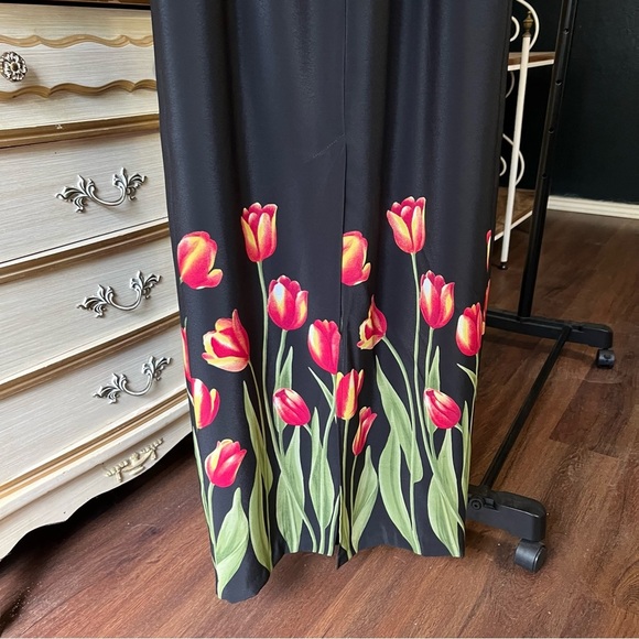 Vintage Black Tulip Maxi Dress - Picture 5 of 8